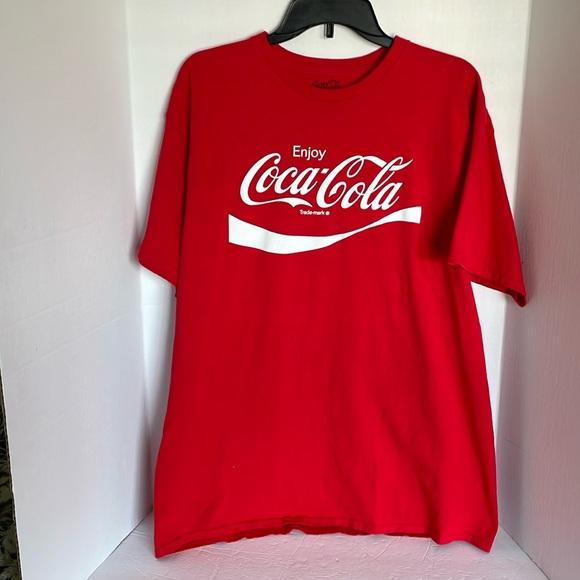 Coca Cola Other - Coca Cola red short sleeve t shirt men’s size XL